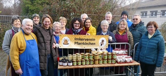 P1090836 ImkerV-Spende_TafelPfkKop